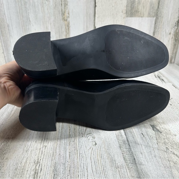 NEW Steve Madden Rhiannon Chelsea Black Suede Block Heel Ankle Boots #1220 - Picture 2 of 12